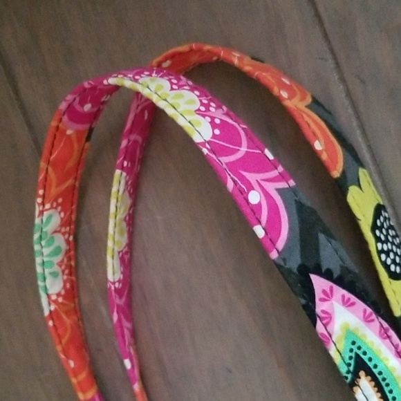 Vera Bradley Ziggy Zinnia Large Tote Bag - Picture 7 of 13